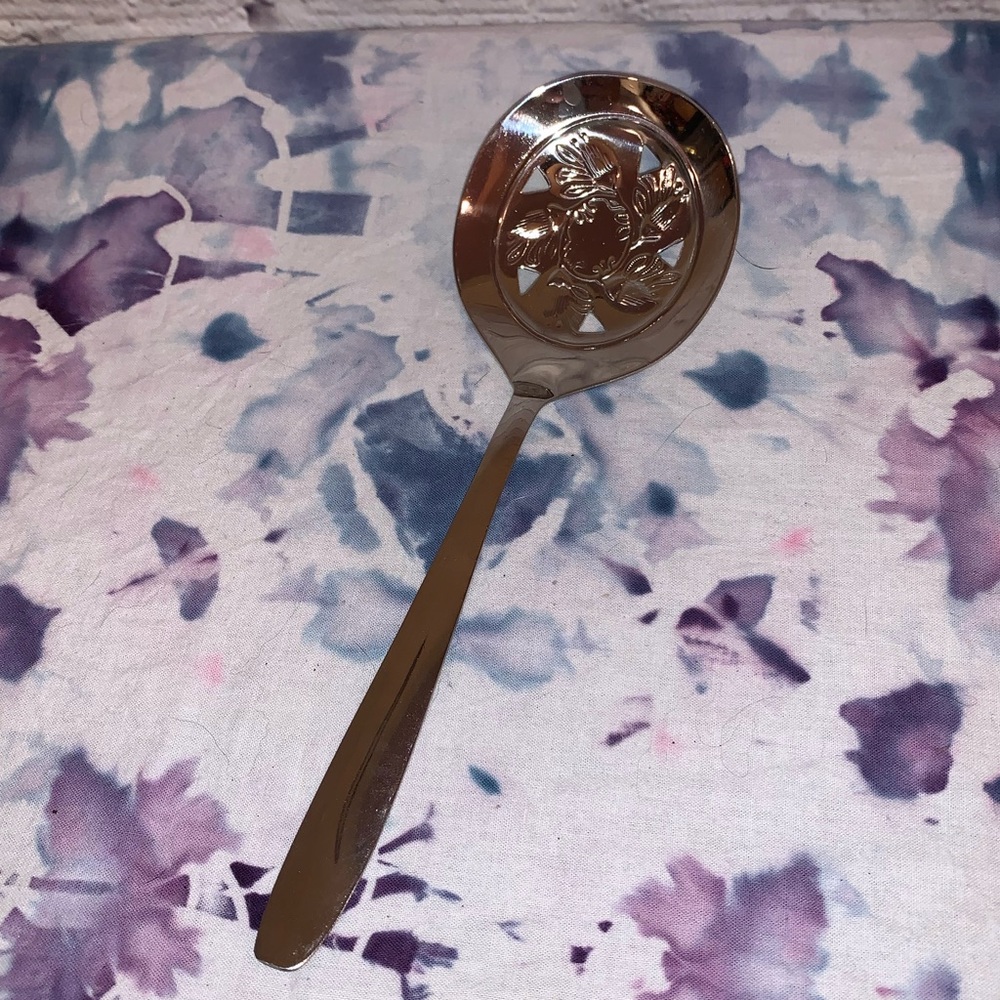 🇺🇸 Silver Slotted Serving Spoon